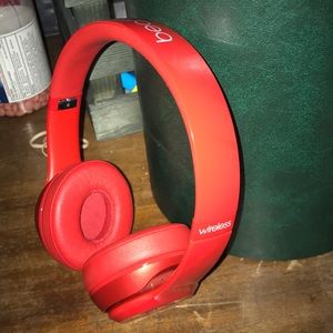 Beats Solo Wireless